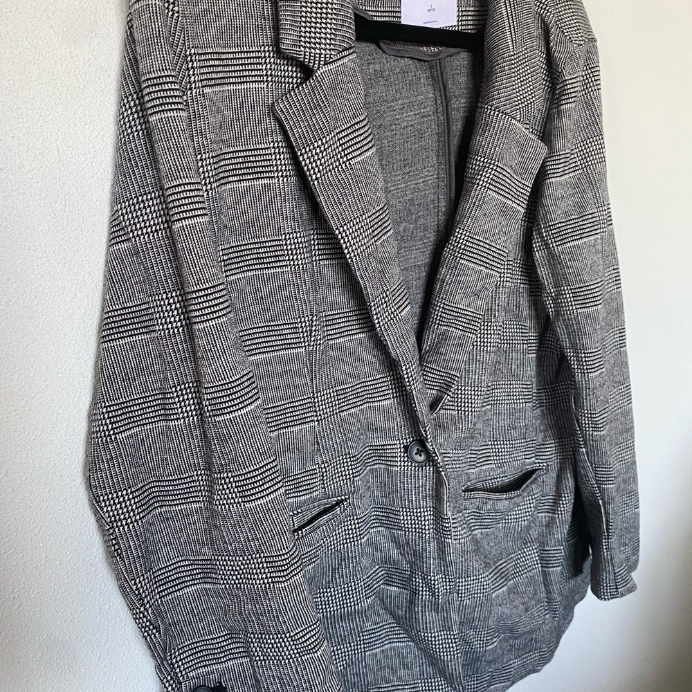 Old Navy Black and White Checkered Blazer